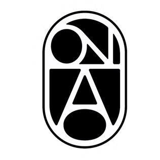 巴达隆纳女足B队 Logo