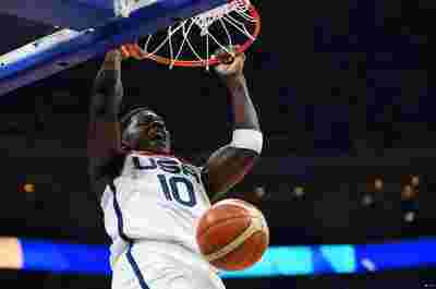 NBA费城76人29分逆转骑士创队史纪录,马克西领衔主场翻盘