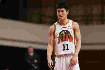 NBA火箭114比110险胜马刺,阿门·汤普森封盖文班亚马锁定胜局