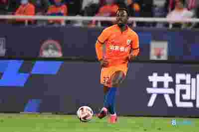 法甲转播权新局:Canal+不排除竞标,盈利仍是回归前提
